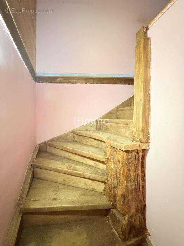 Maison de caractère à réinventer - Fort potentiel - photo 10