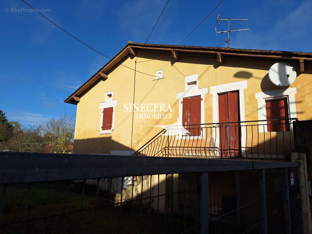 Maison 90 m² à Saint-Meard-De-Drone  - photo 4