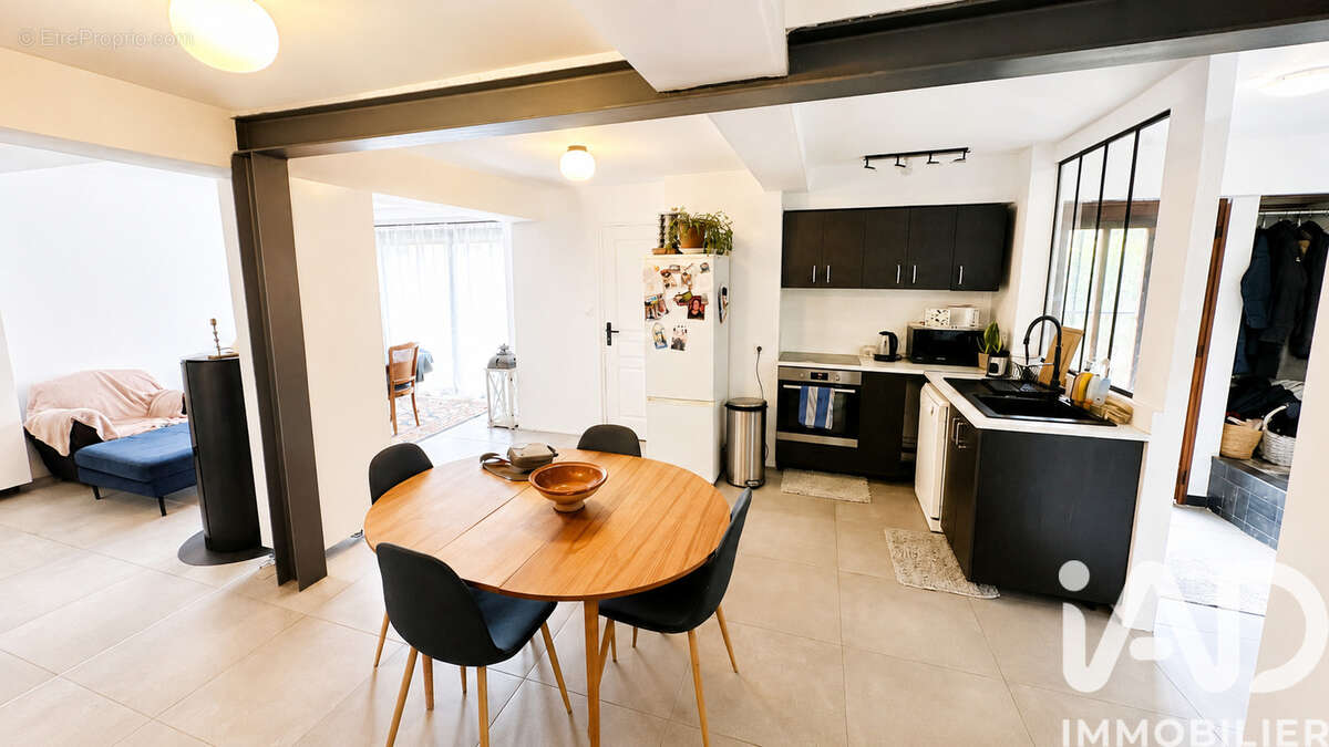 Photo 2 - Maison à SAINTE-GENEVIEVE-DES-BOIS