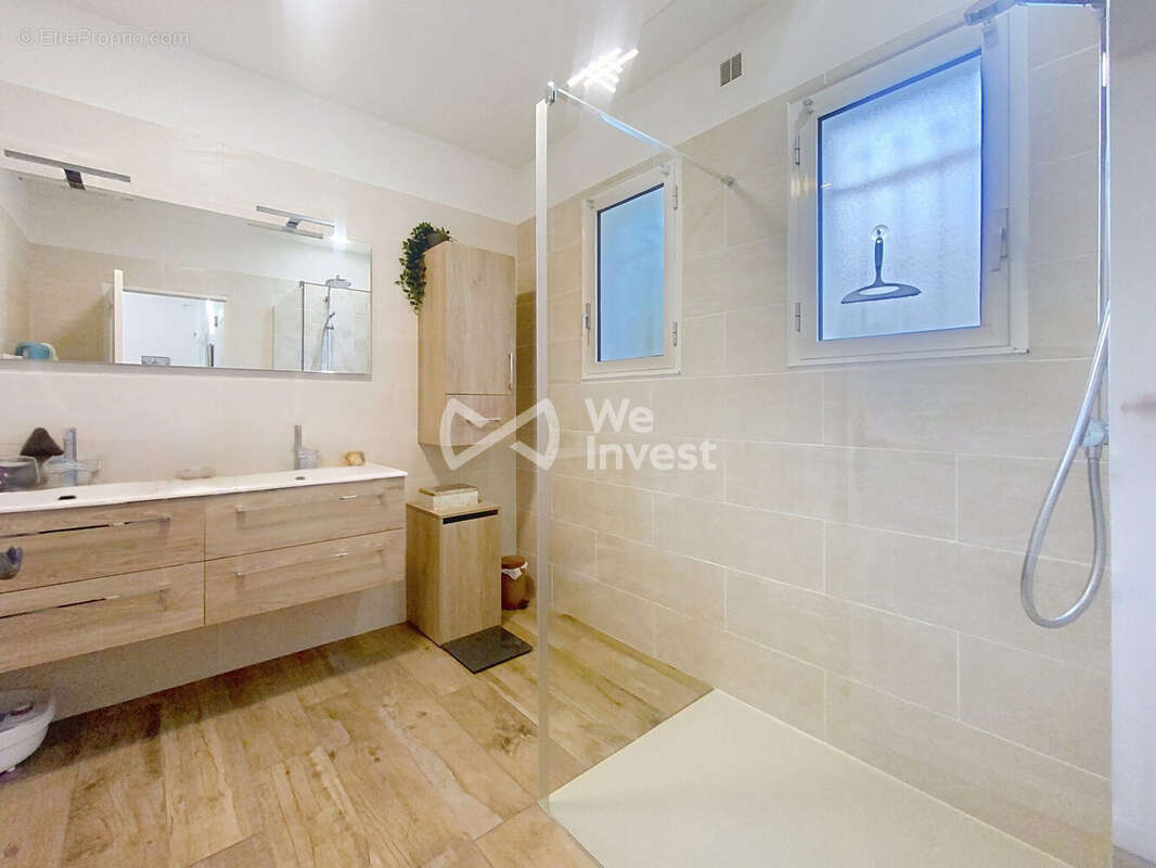 Maison à SAINT-JEAN-DE-VEDAS