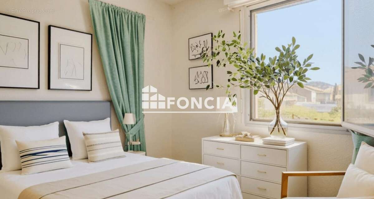 Appartement à CARQUEIRANNE