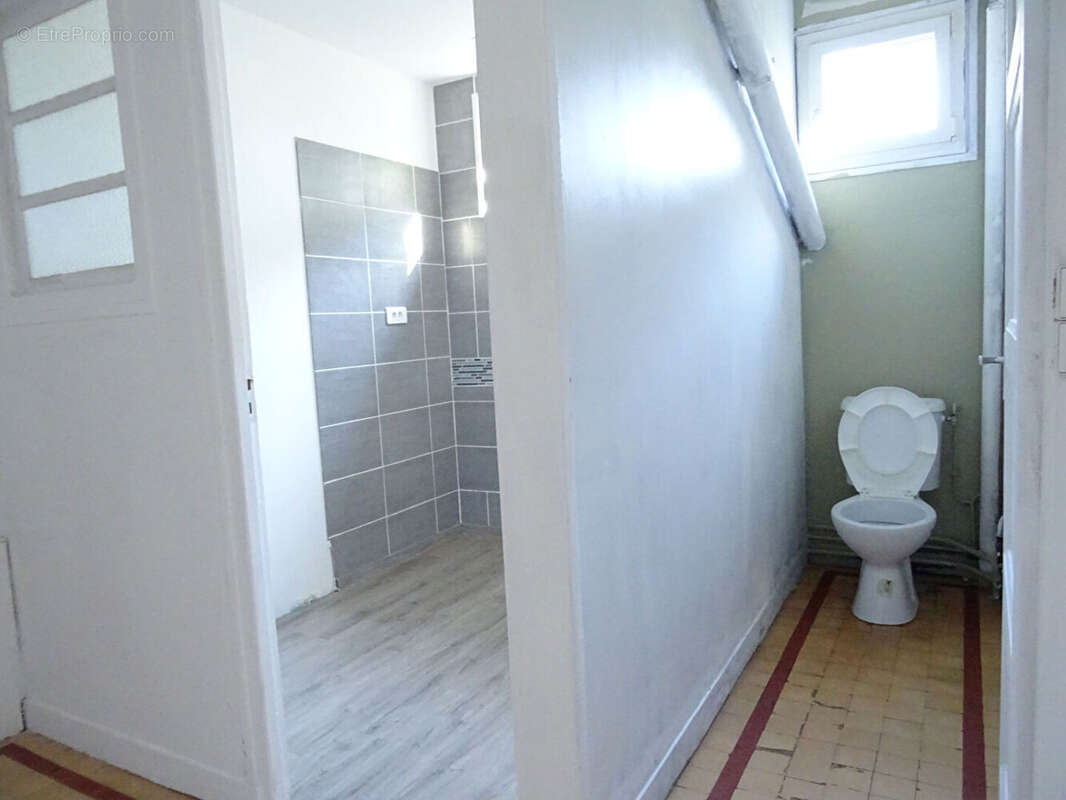 Maison 150 m² à Mortain  - photo 10