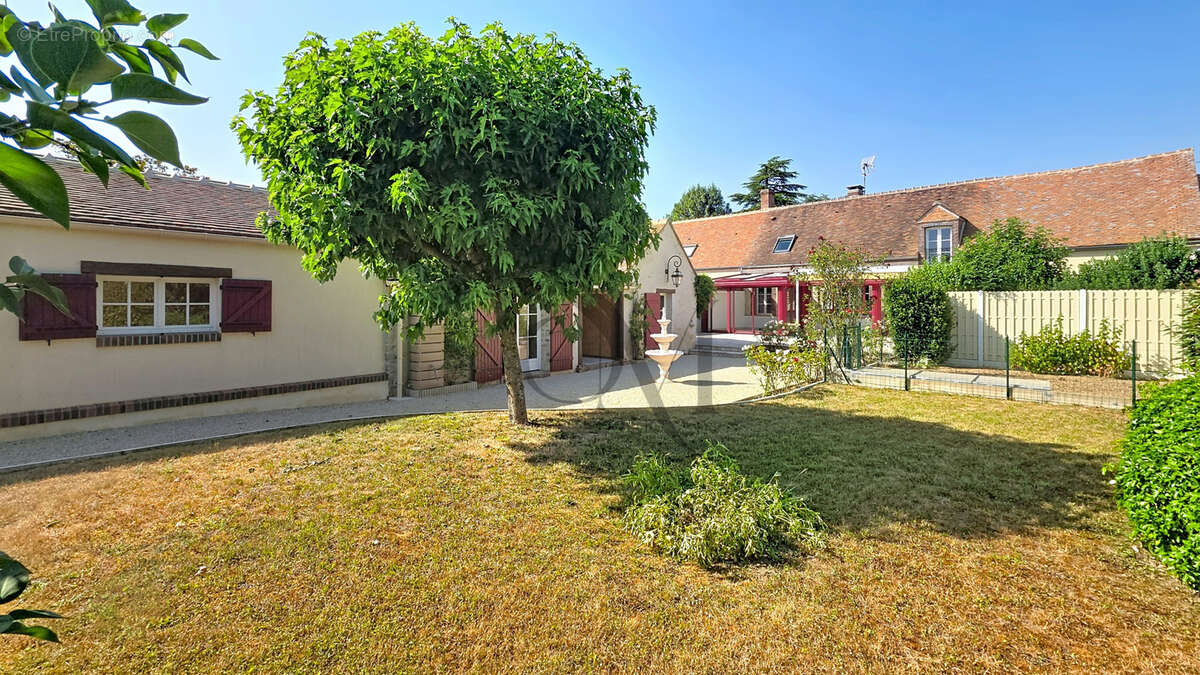 Maison à CHEVANNES