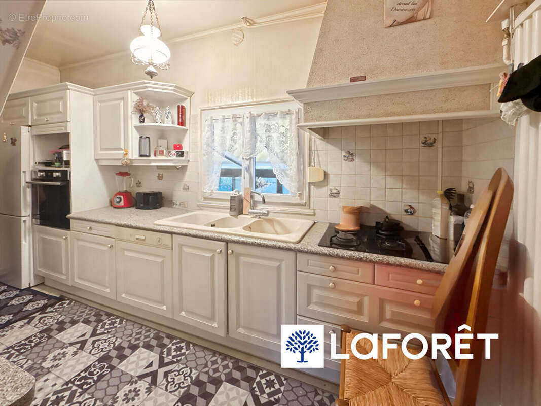 Maison à SAVIGNY-SUR-ORGE