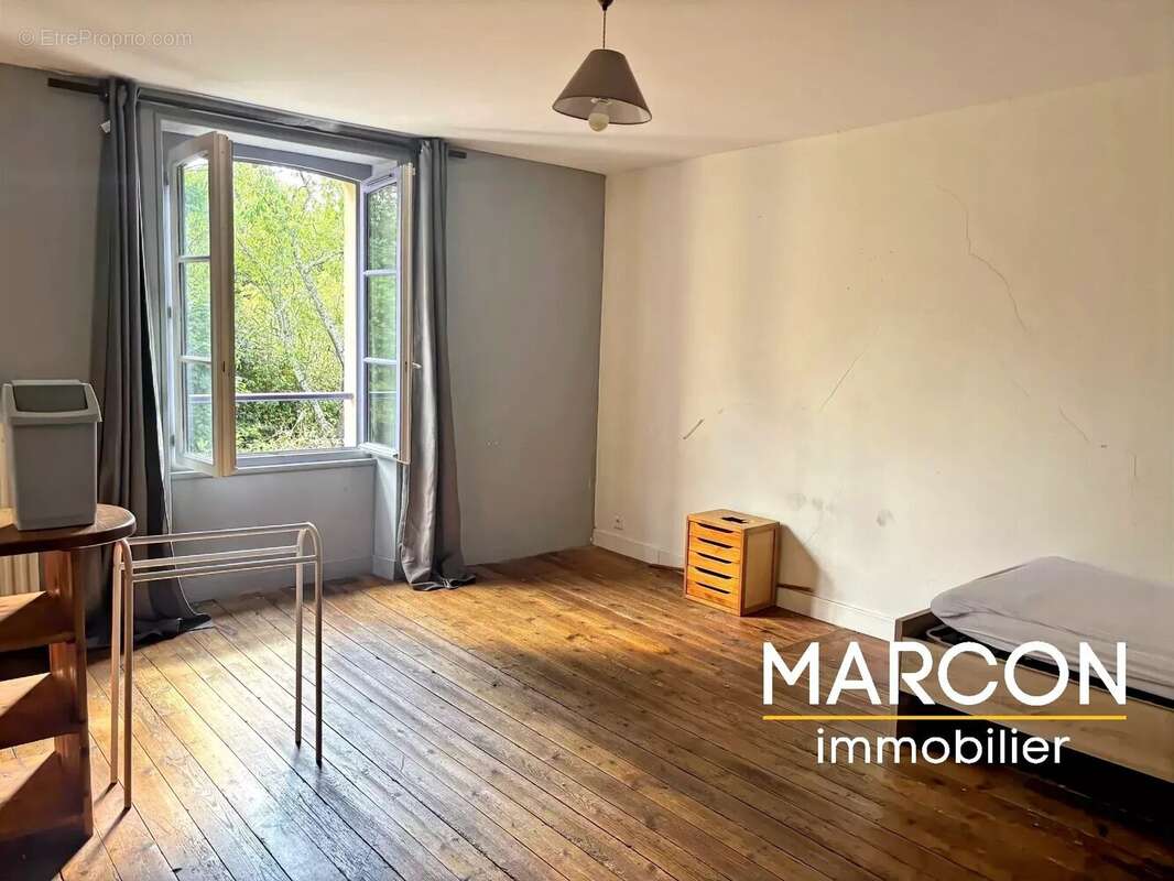 Maison à SAINT-MAURICE-LA-SOUTERRAINE