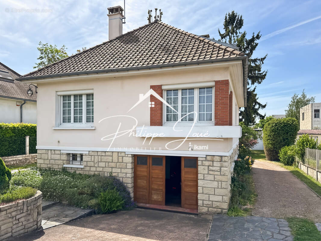 Maison à SENS