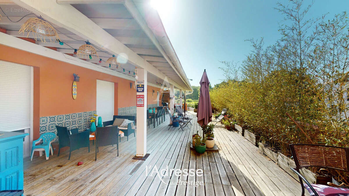 Ensemble immobilier - ZI de Layats - photo 7