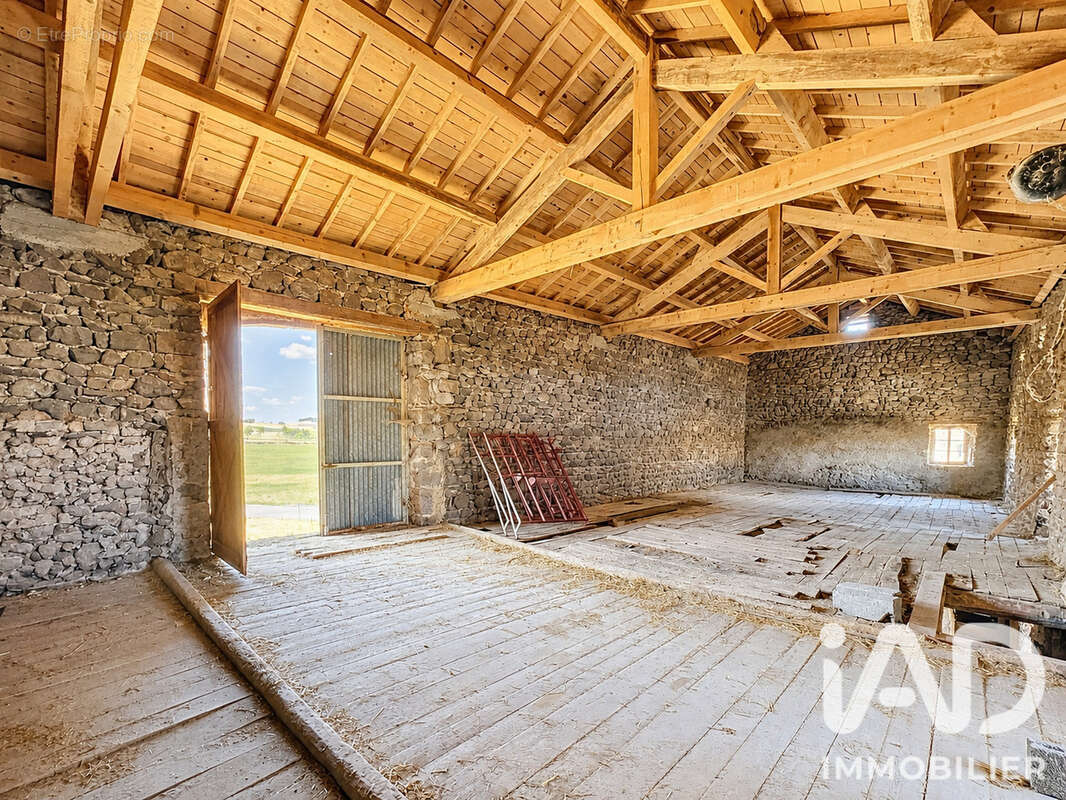 Maison 97 m² à Saint-Jean-De-Nay  - photo 6