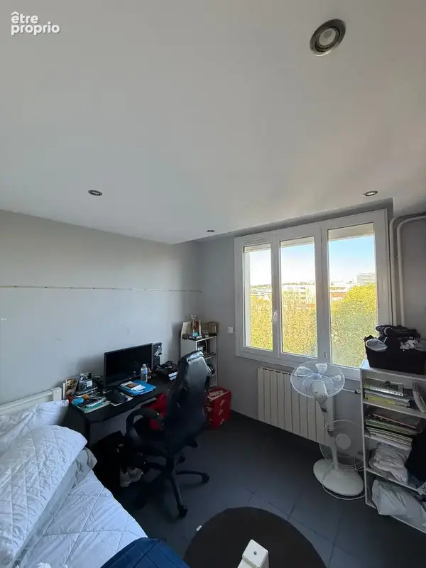 A Saisir pour investisseur à Nimes proche de Duhoda Appartement T4 avec balcon plein Sud - photo 7