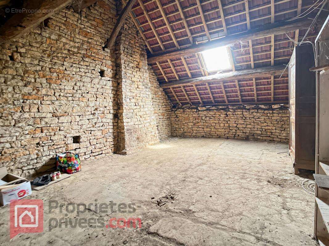 Maison à ASNIERES-SOUS-BOIS