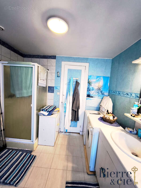 Maison à SAIRES-LA-VERRERIE