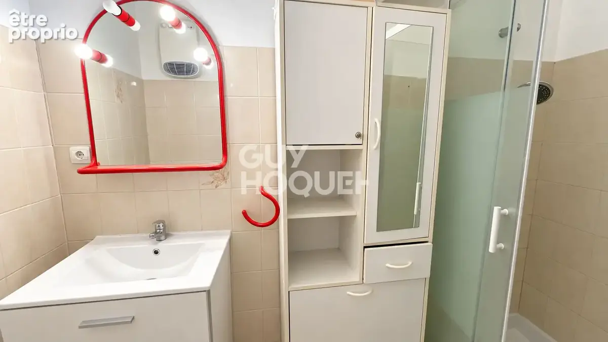 Appartement duplex Plein centre Mèze 40 m2 - photo 6