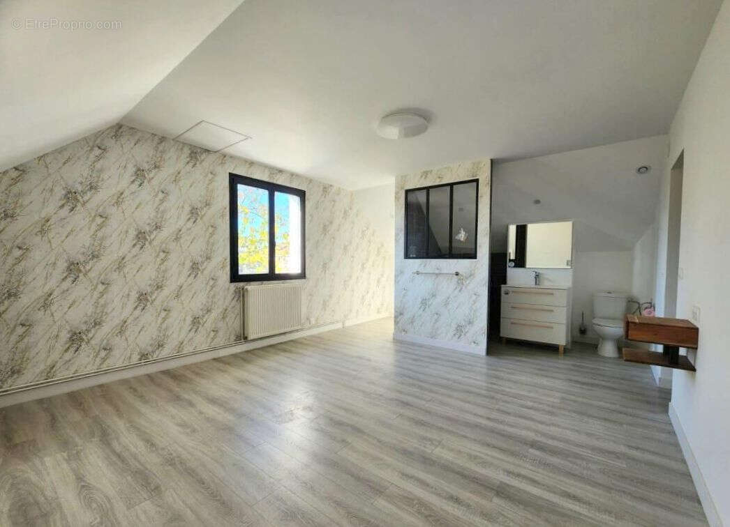 Maison à MONDION