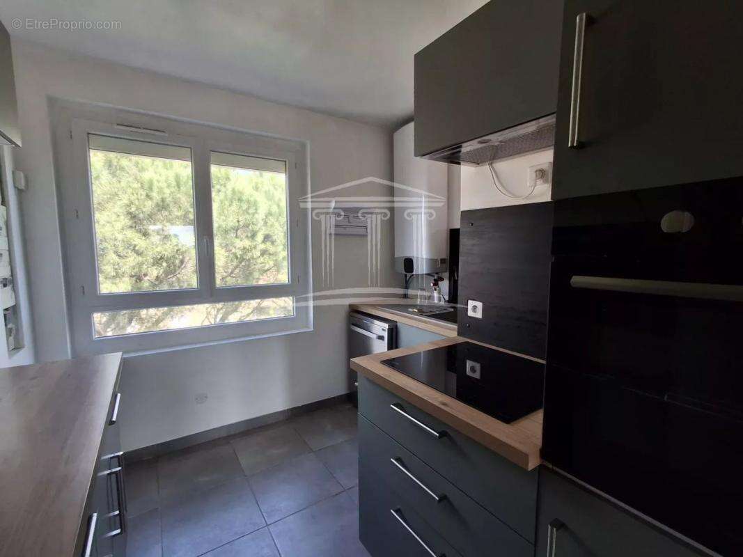 Appartement à SORGUES