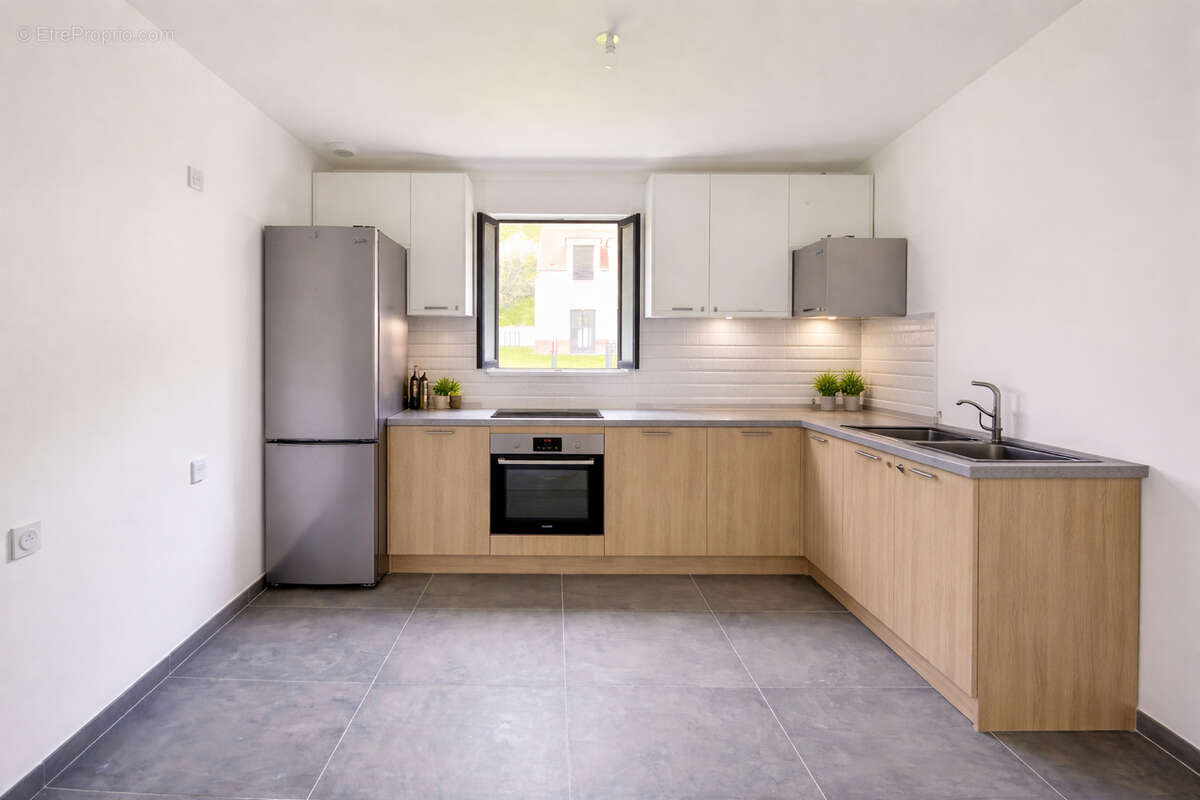 Maison - mantes la ville - 141m2 - photo 4