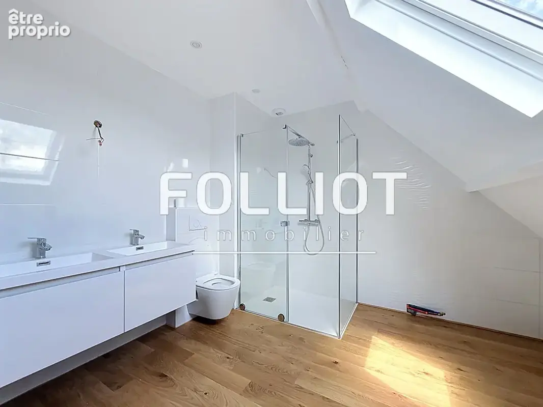 A Vendre  Appartement de charme style loft ? Dernier étage ? Terrasse et vue dégagée ? Coeur de Barneville-Carteret - photo 15