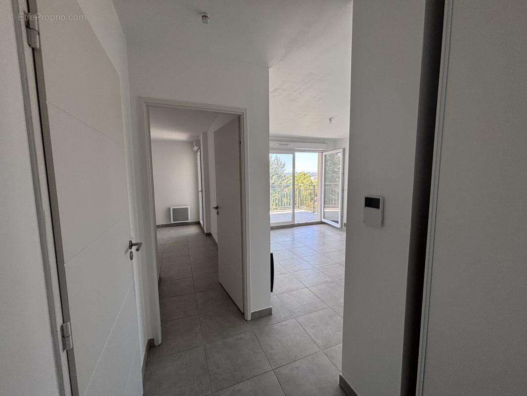 Appartement à MARSEILLE-9E