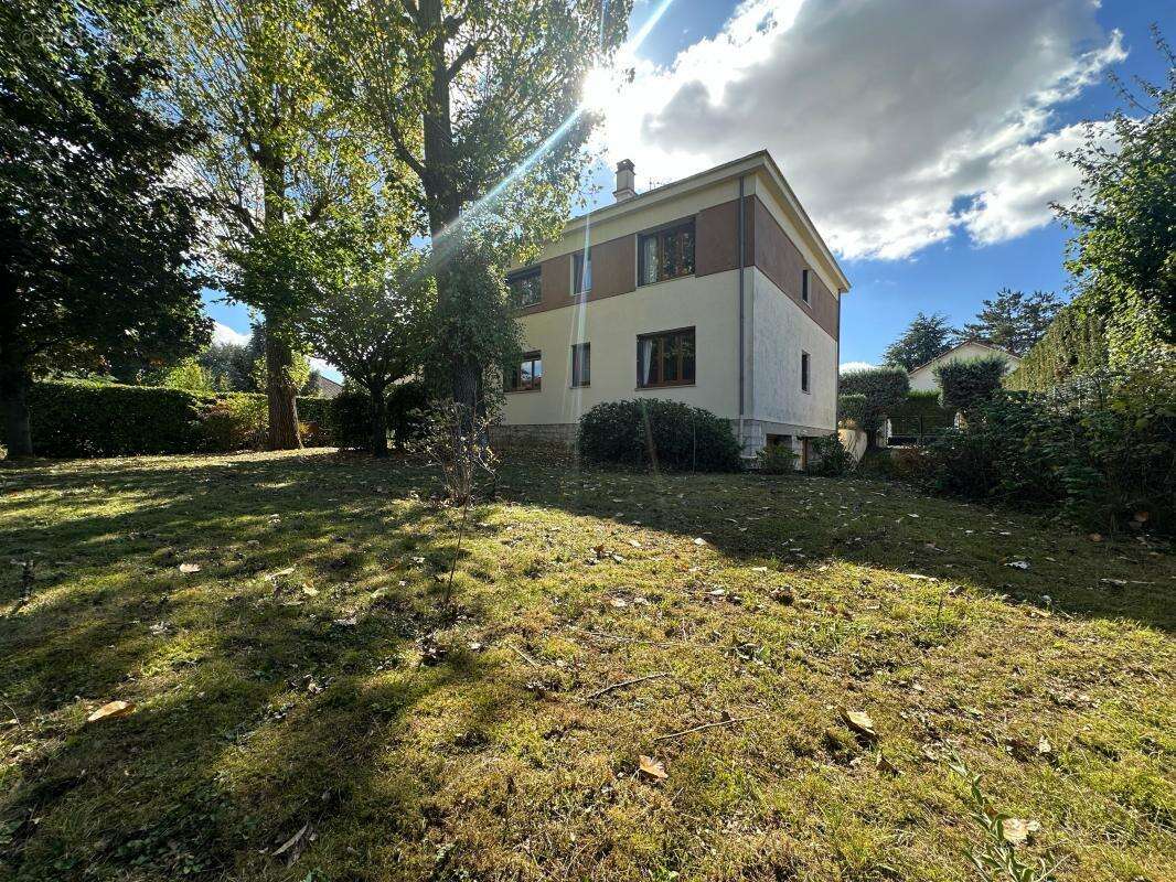 Maison à LE PLESSIS-TREVISE