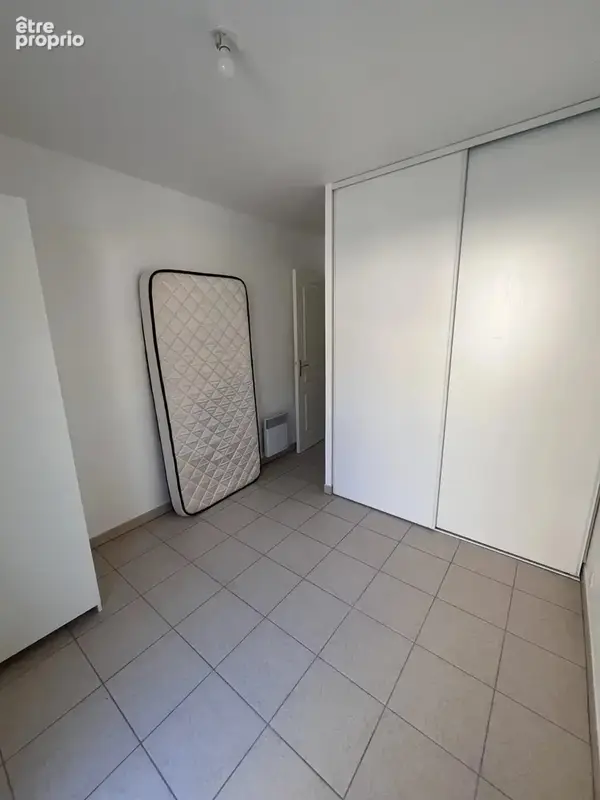 2 pieces avec terrasse et stationnement - photo 10