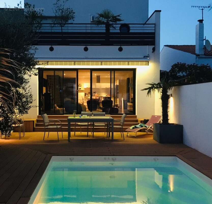 Maison à LA ROCHELLE