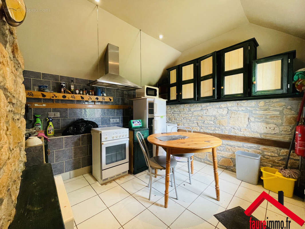 Maison à CHASTEAUX