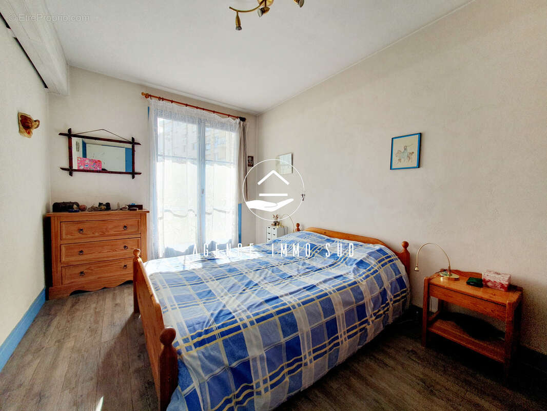 Appartement à SAINT-LAURENT-DU-VAR