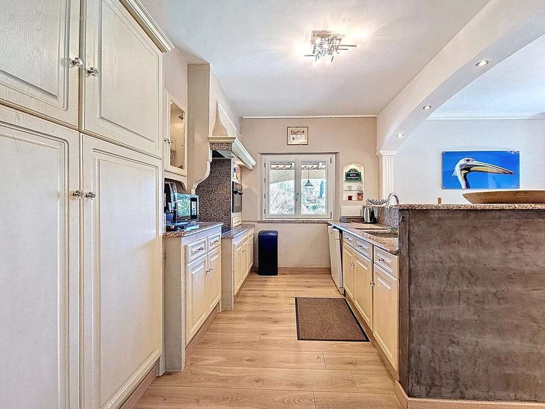 Appartement à MOUGINS