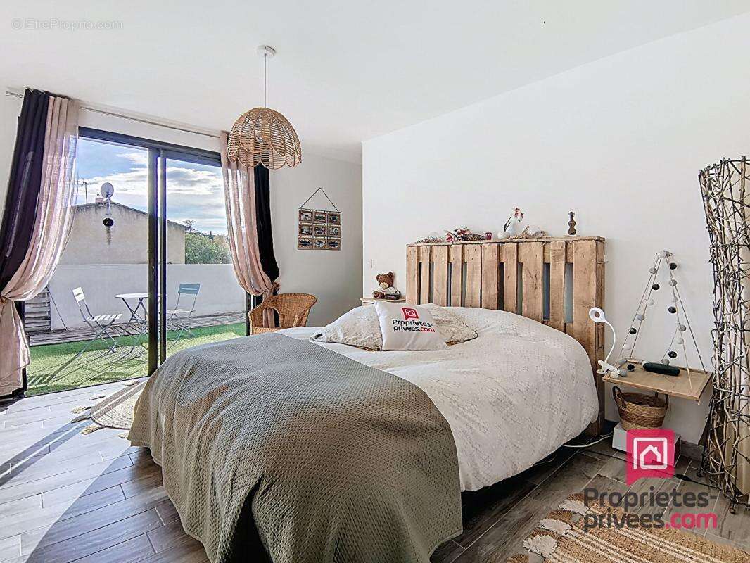 Maison à SAINT-MAXIMIN-LA-SAINTE-BAUME