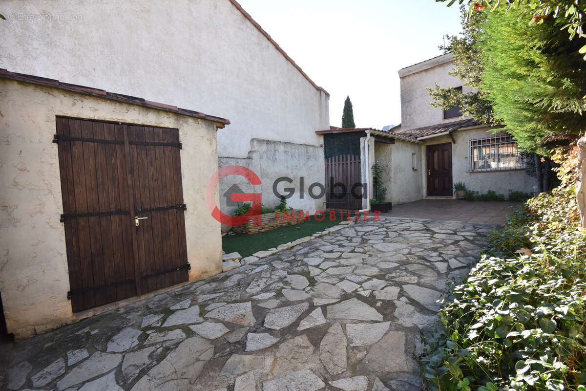 Maison à MARSEILLE-9E
