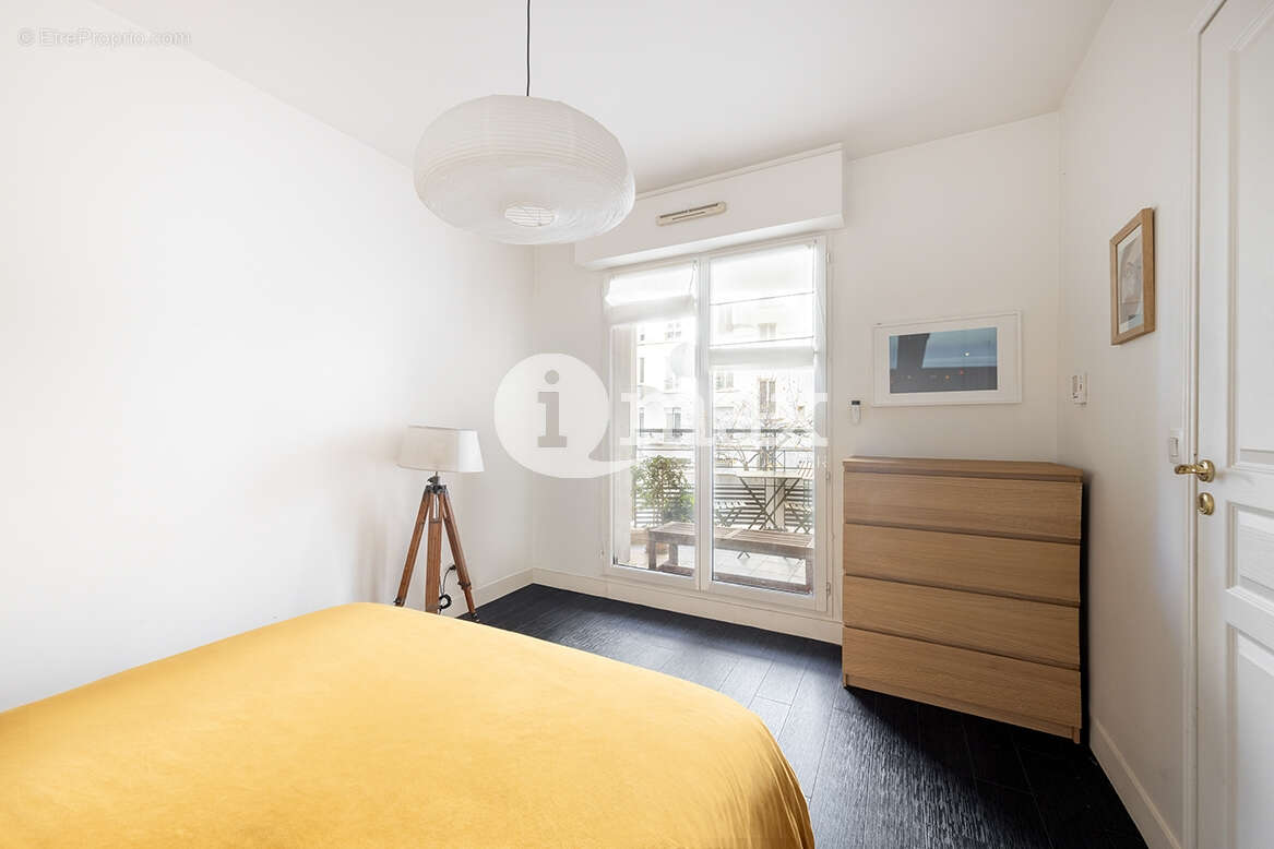 Appartement à LEVALLOIS-PERRET