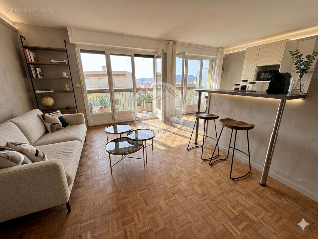 Appartement à MARSEILLE-10E