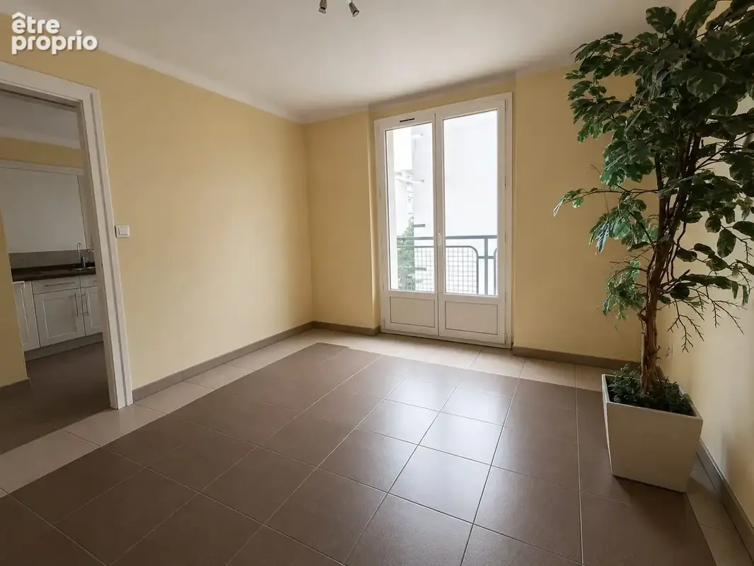Appartement 5 pièces 84 m² à vendre à Annemasse (74100) - photo 2