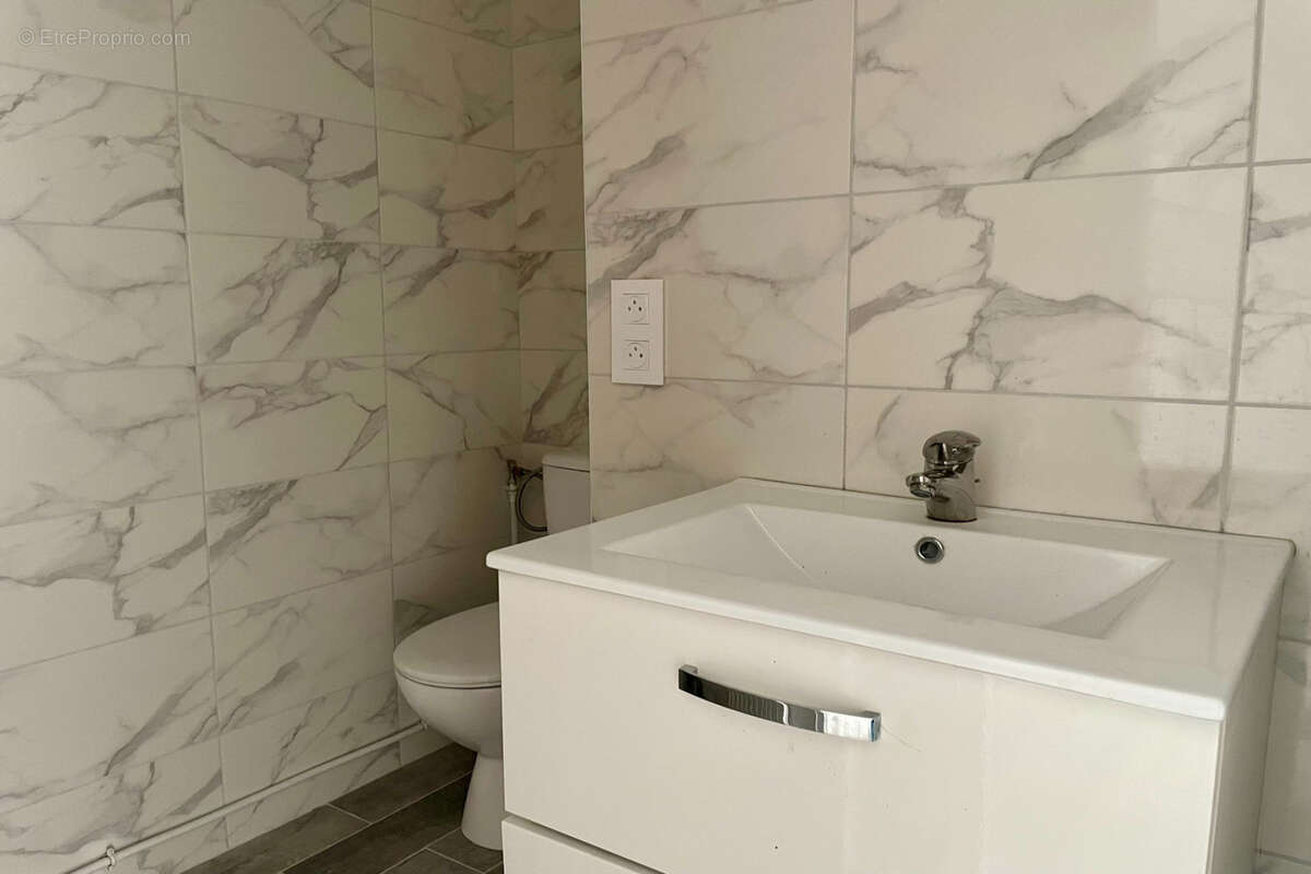 Appartement à MANDELIEU-LA-NAPOULE
