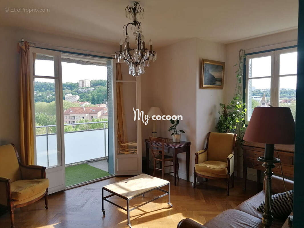 Appartement à LYON-4E