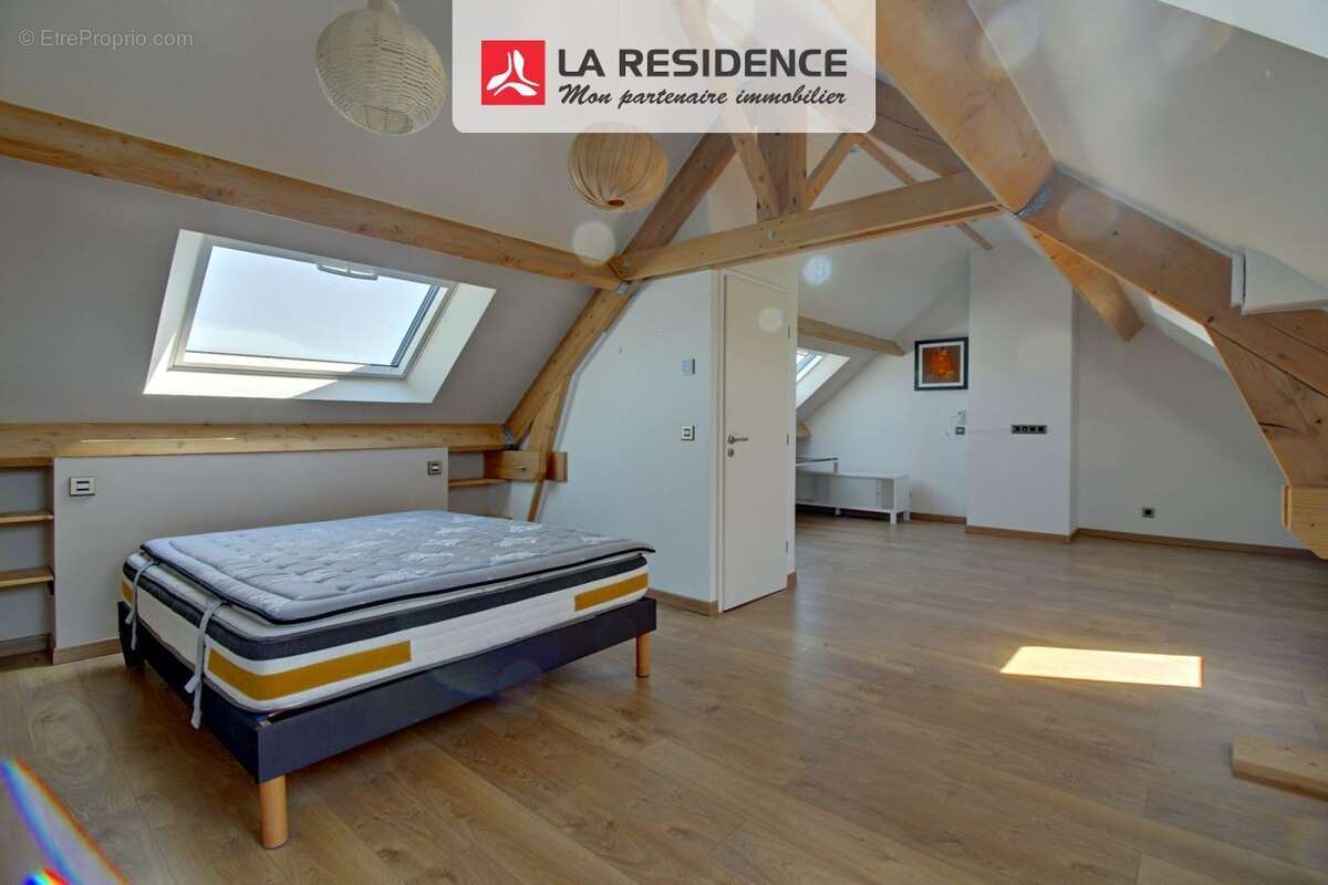 Maison 139 m² à Acheres  - photo 9