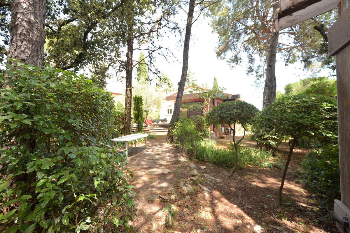 Grande maison avec piscine plan des 4 seigneurs - photo 9