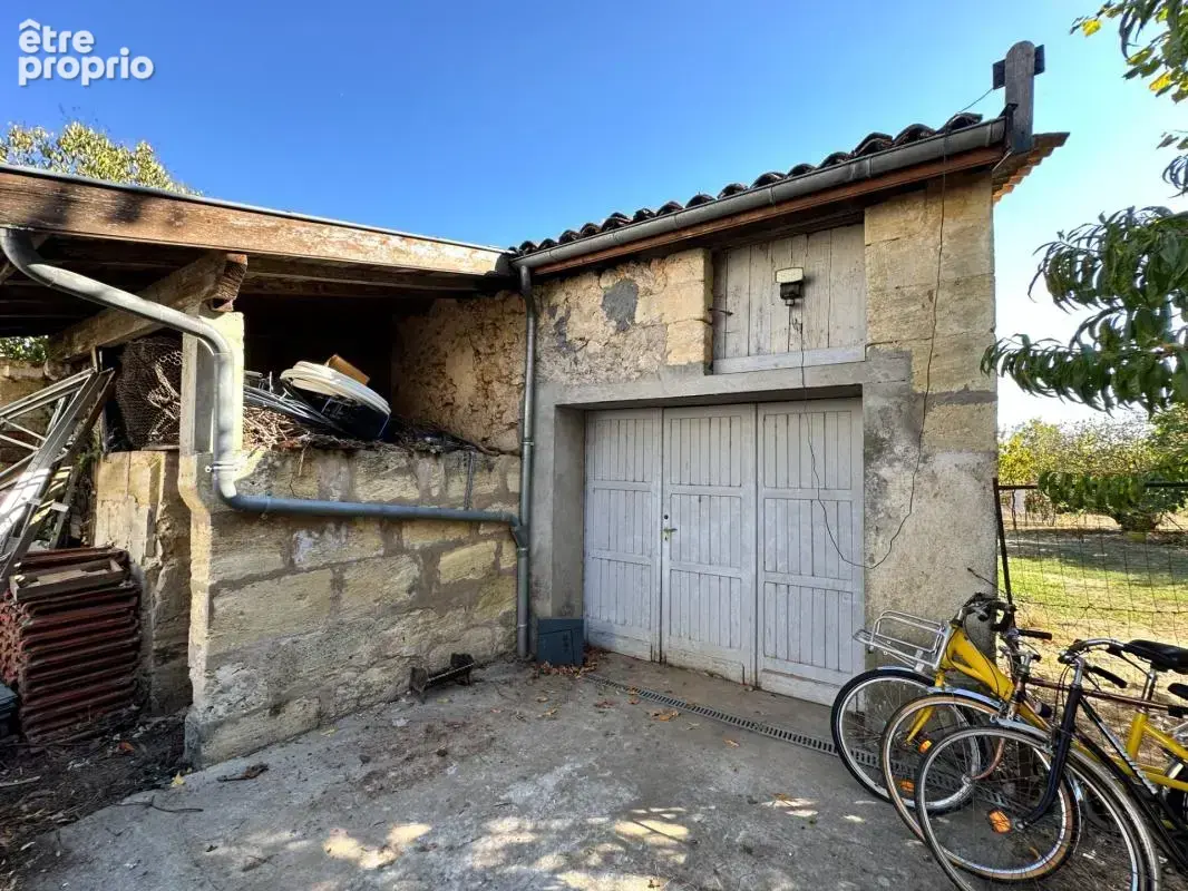 Maison en pierre 180 m² + dépendance 80 m², garage 45 m² et jardin de 1 400 m² - photo 18