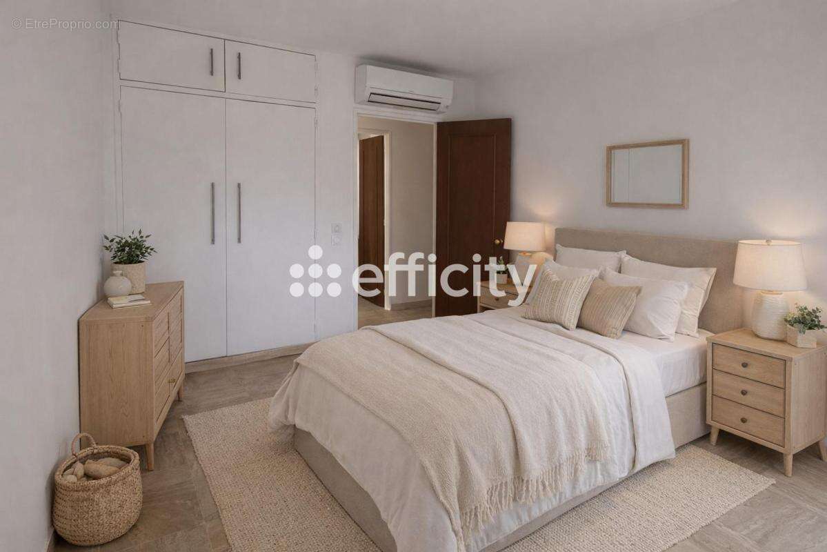 Appartement à HYERES