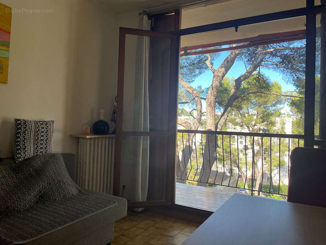 Appartement à LE CANNET