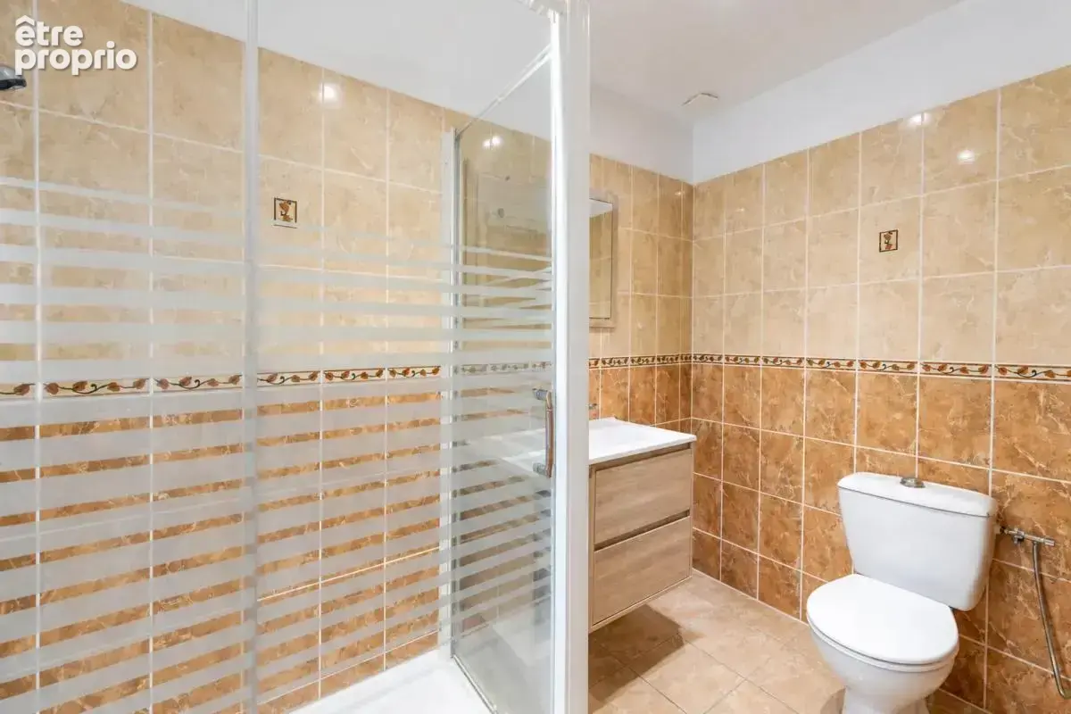 Maison de 6 pièces de 130 m² au Val d'Hazey - photo 18