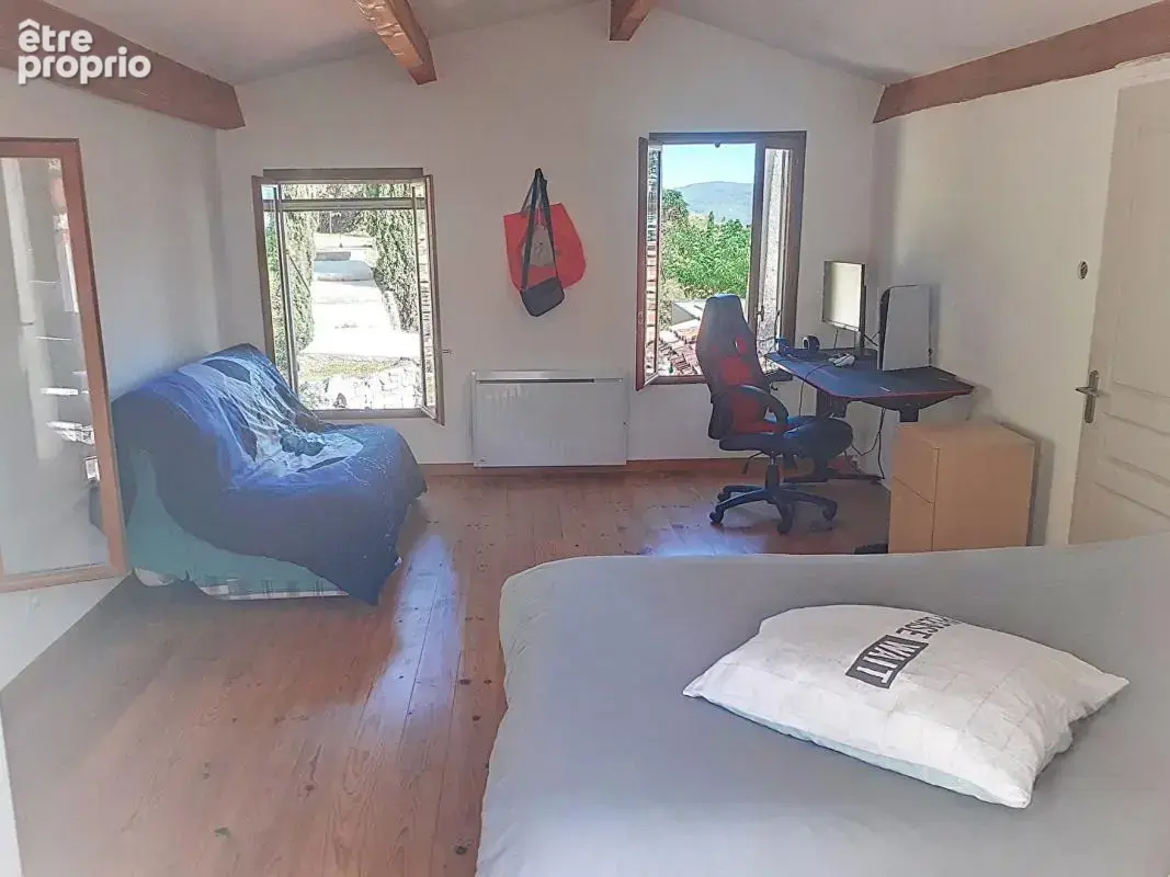 Villa sur 5689m²  de terrain avec vue exceptionnelle et piscine - La Roquebrussanne - photo 10