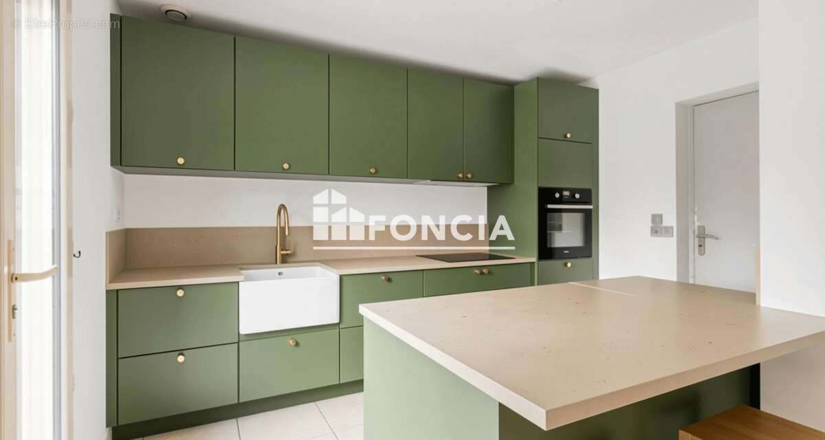 Maison à LE THILLAY