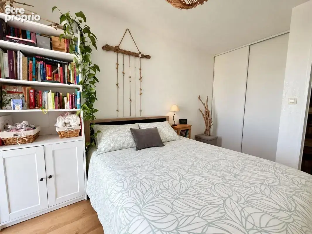 Bel Appartement Minimes - Vue lac - 2 chambres - terrasse - ascenseur - photo 5
