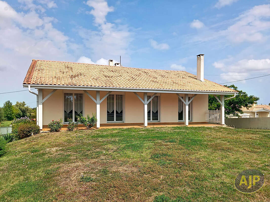 Maison à GAILLAN-EN-MEDOC