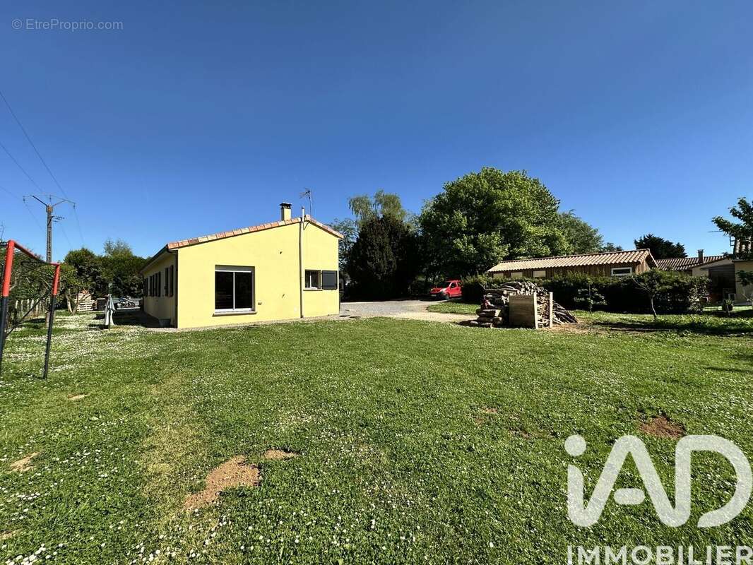 Maison 120 m² à Montjean  - photo 2