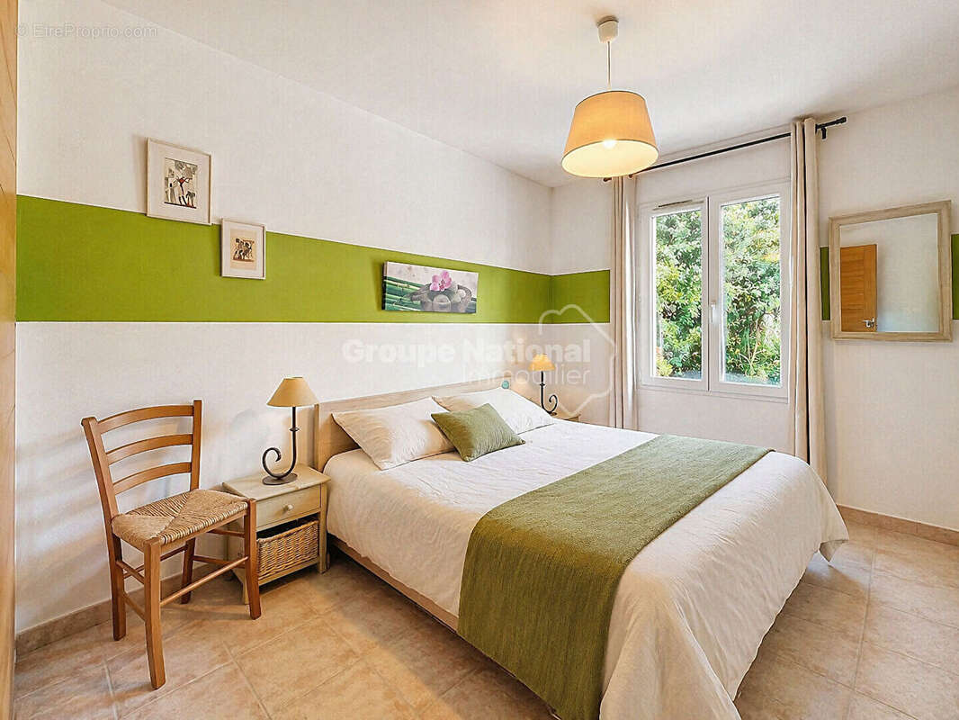 Maison à MONTSEGUR-SUR-LAUZON