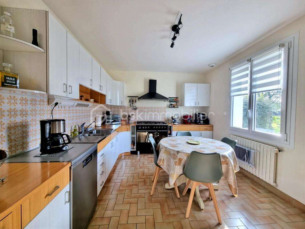 Maison à PLONEOUR-LANVERN