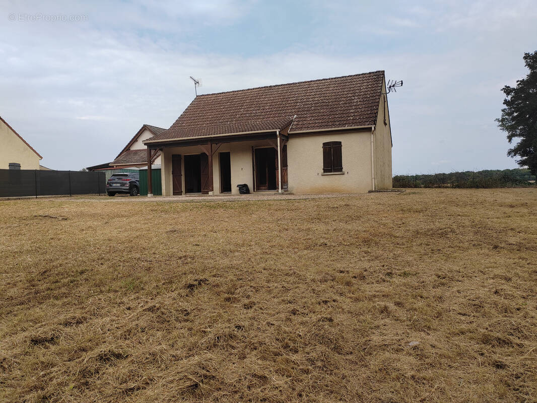 Maison à BAUDRIERES