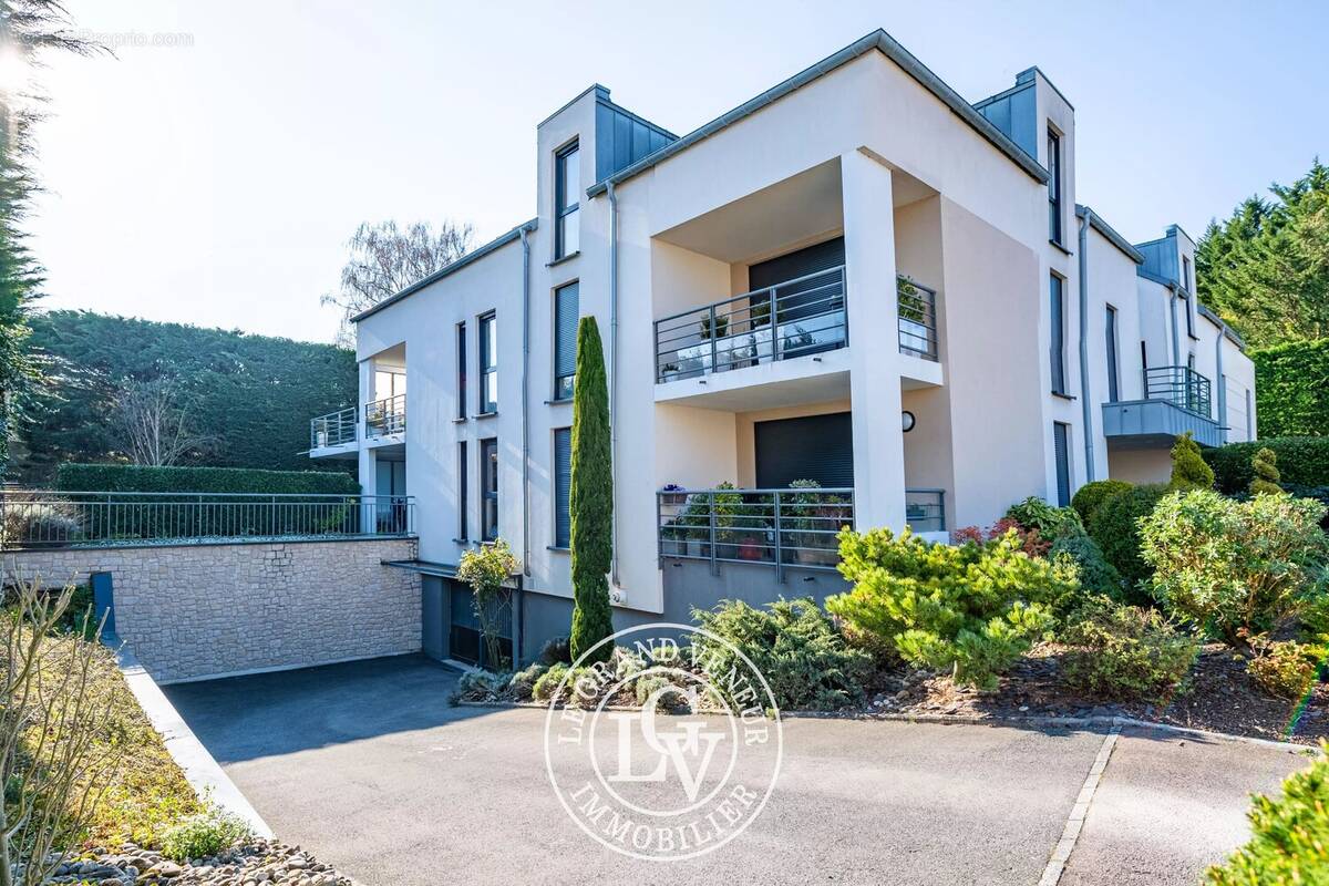 Appartement à FONTAINEBLEAU
