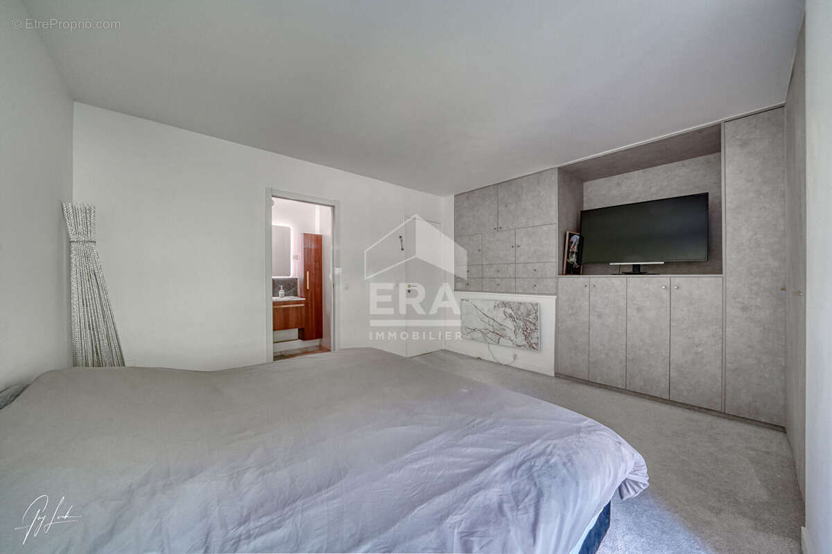 Appartement à VILLE-D&#039;AVRAY